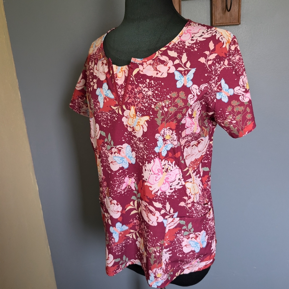 SCRUBS Floral Print Women's Smock  Top